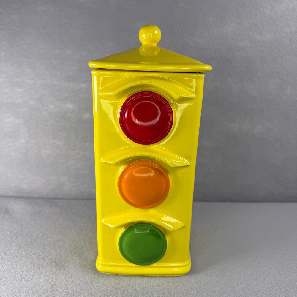 Vtg 70s McCoy traffic light cookie jar - stop light USA made 1970 collector